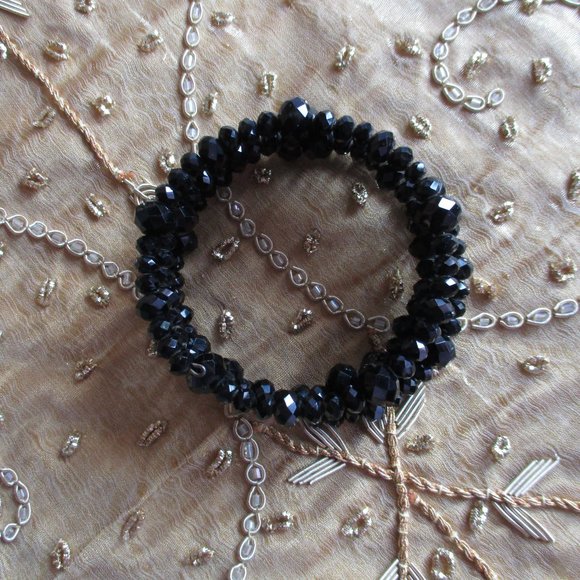 BLACK SHINY SPARKLE BRACELET (BEADED) – NWOT - Picture 8 of 15